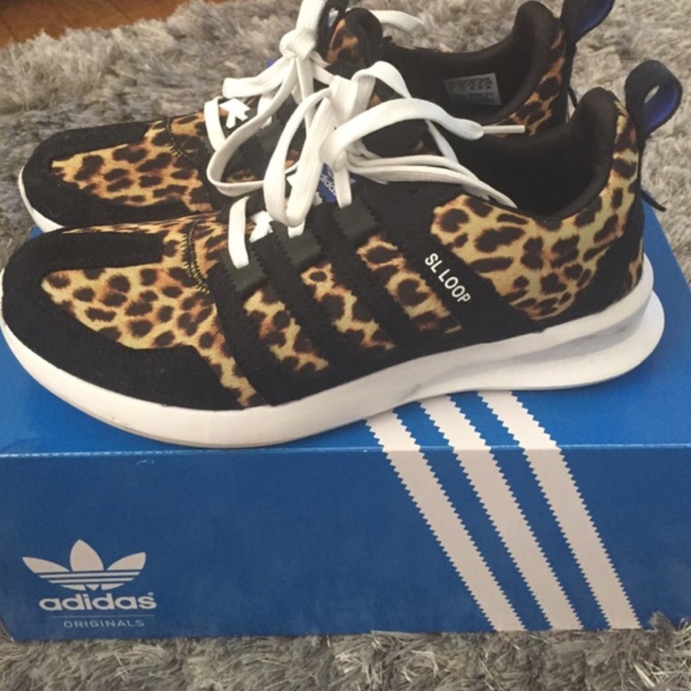 Adidas tennis shoes